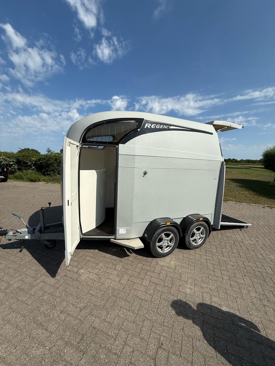 Atec paardentrailer 2 paards