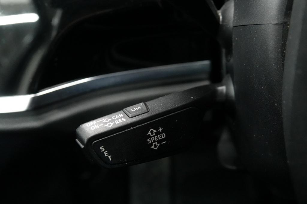 Audi Q3 35 tfsi pro line | keyless | led | camera |
