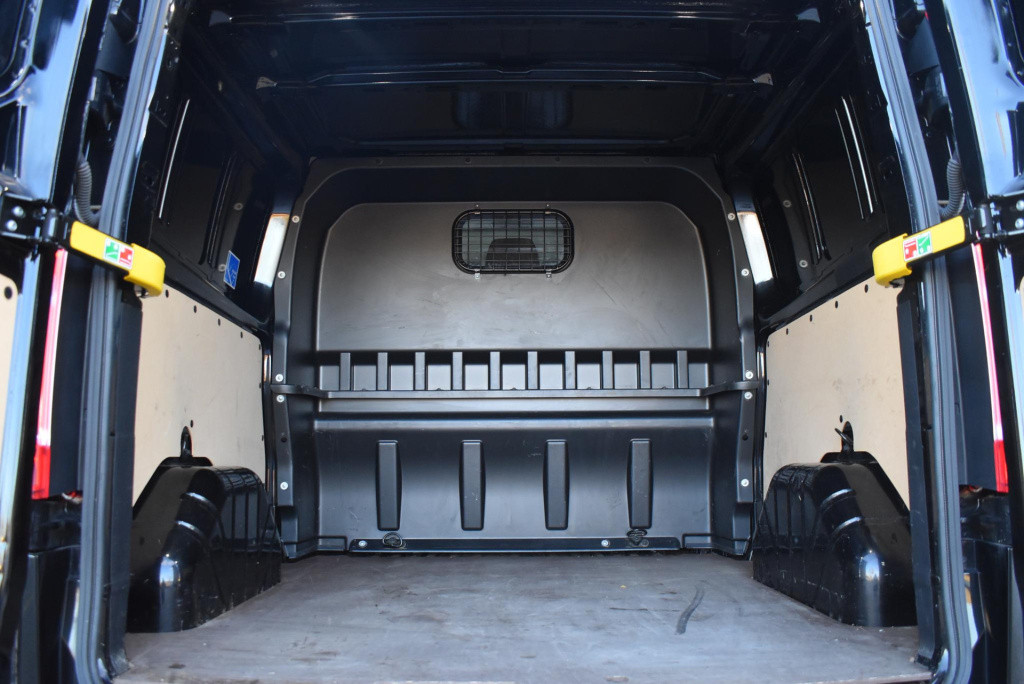 Ford Transit Custom 300 2.0 tdci l2h1 trend dc 5-pers. | airco | cruise con