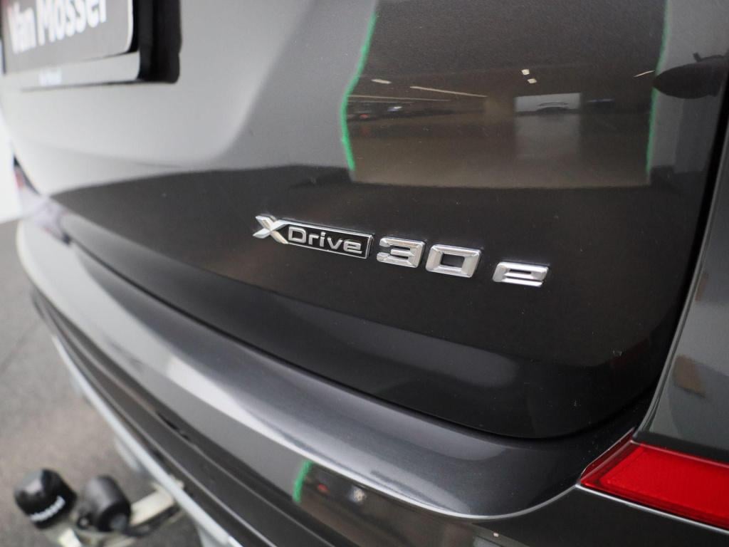 BMW X3 xdrive30e (135 kw) | automaat | panoramadak | trekhaak 2.000 kg | st