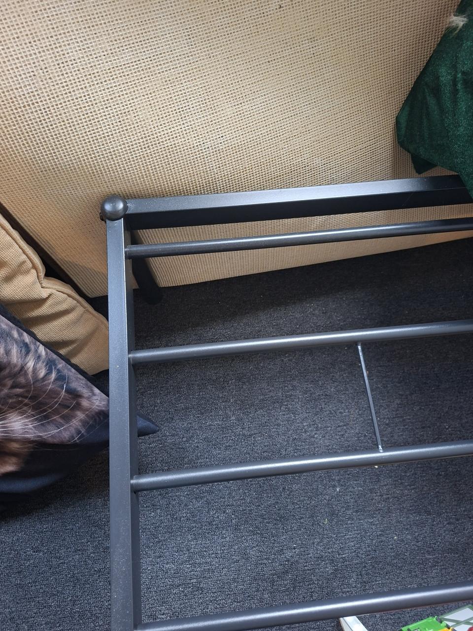 Eenpersoons bed