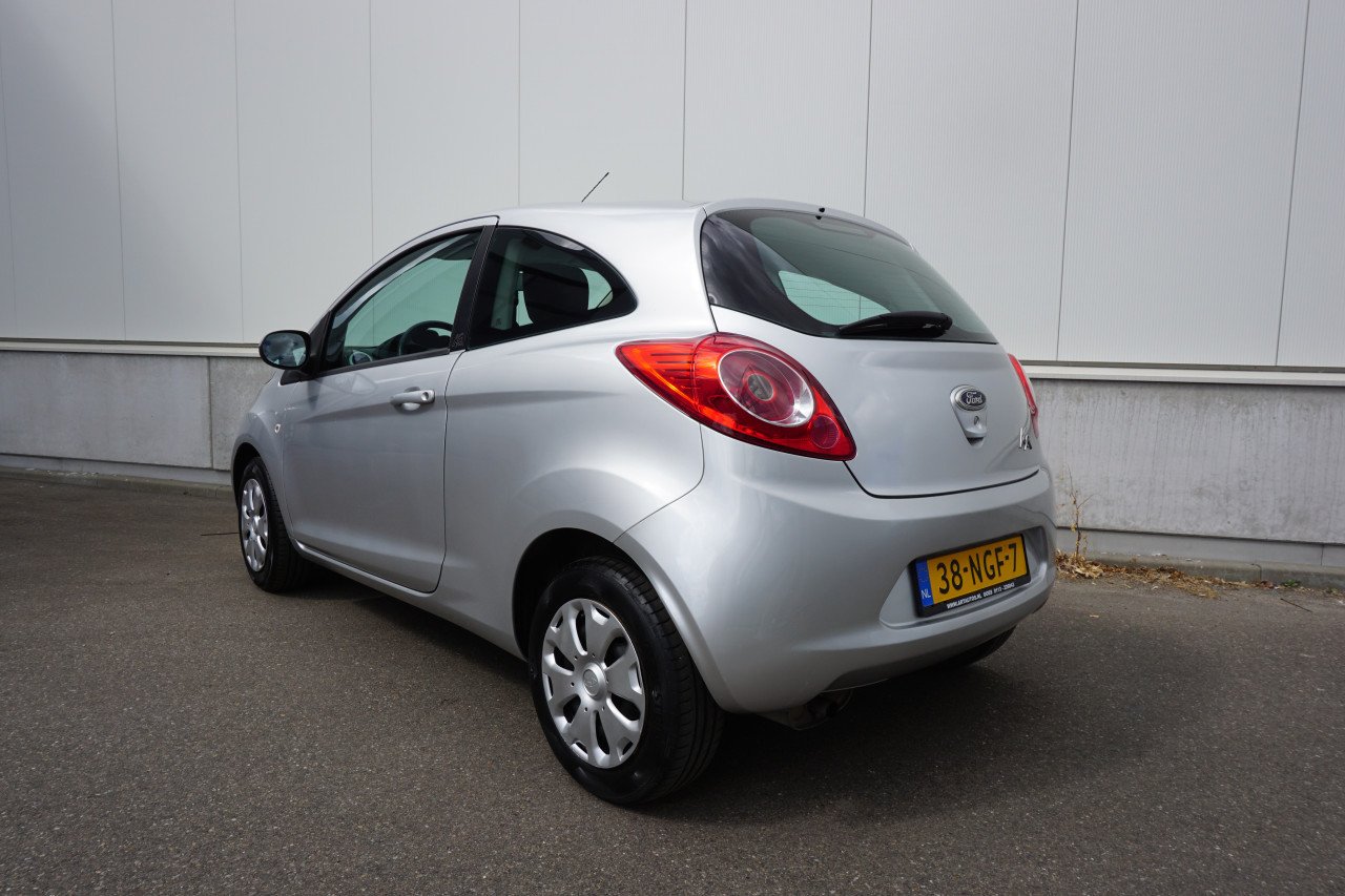 Ford Ka, 1.2 Cool&Sound - Airco / Elektr. ramen / NAP / Weinig KM!