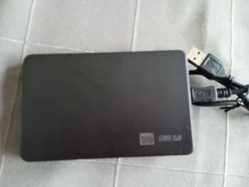 Externe harde schijf 1000(1 Terrabyte) gigabyte, geen externe voeding nodig