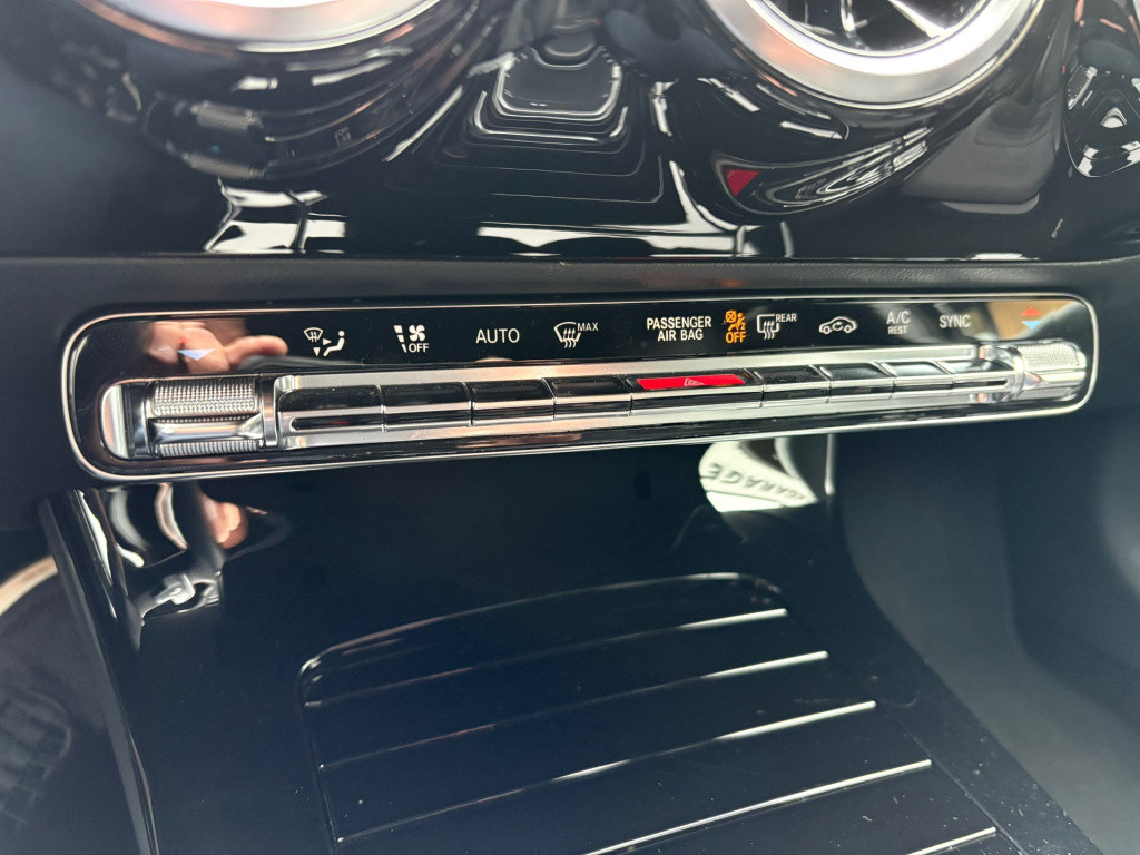 Mercedes-Benz A-Klasse 200 business solution amg