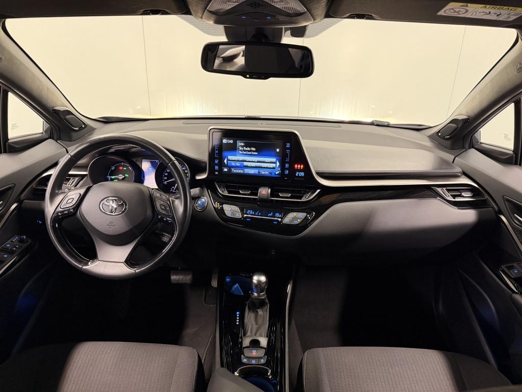 Toyota C-hr 1.8 hybrid style