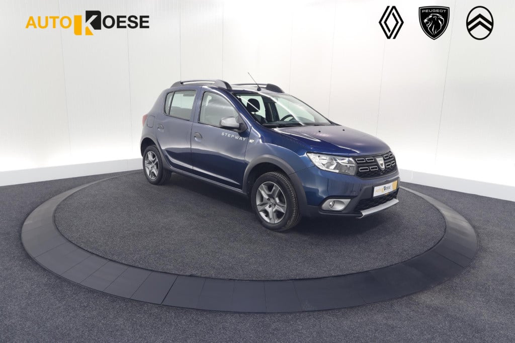 Dacia Sandero Stepway tce 90 sl | navigatie | parkeersensoren | airco