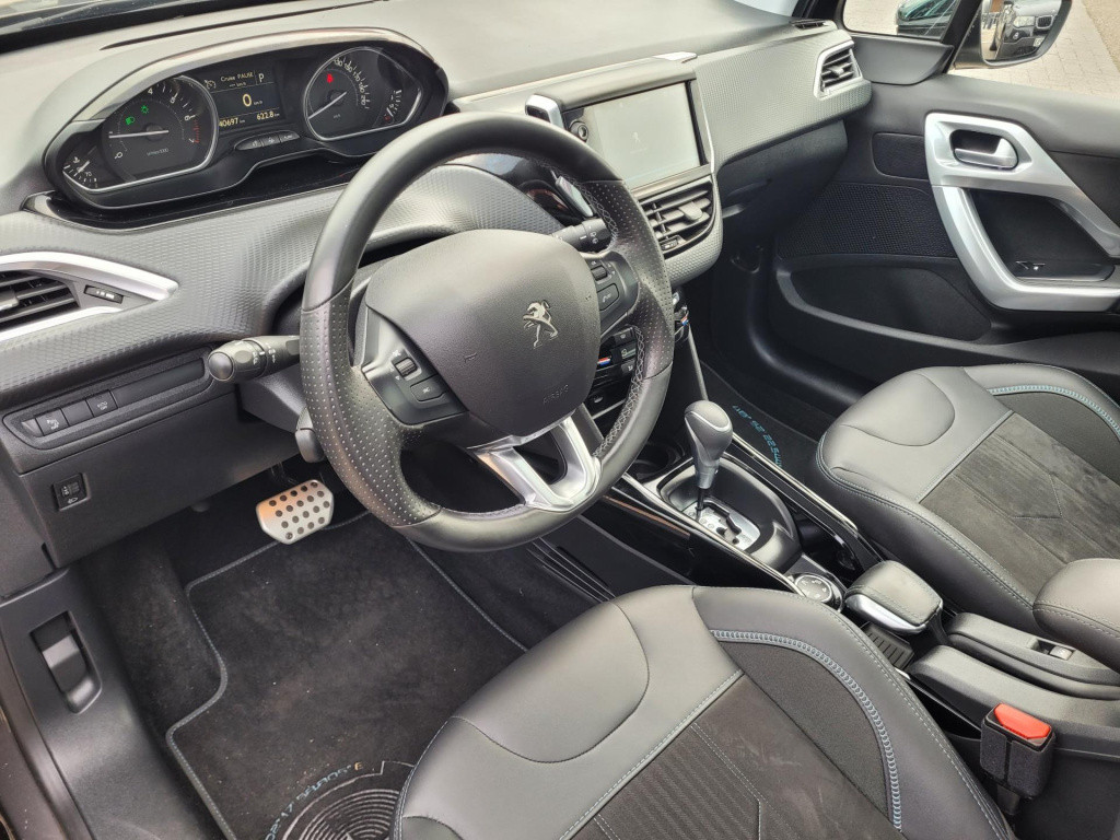Peugeot 2008 1.2 puretech allure crossway treekhak alcantara leer / navigat