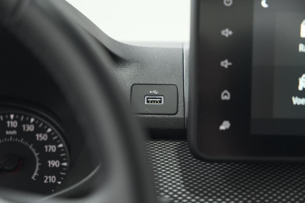 Dacia Sandero tce 90 cvt expression | parkeersensoren | apple carplay | cru