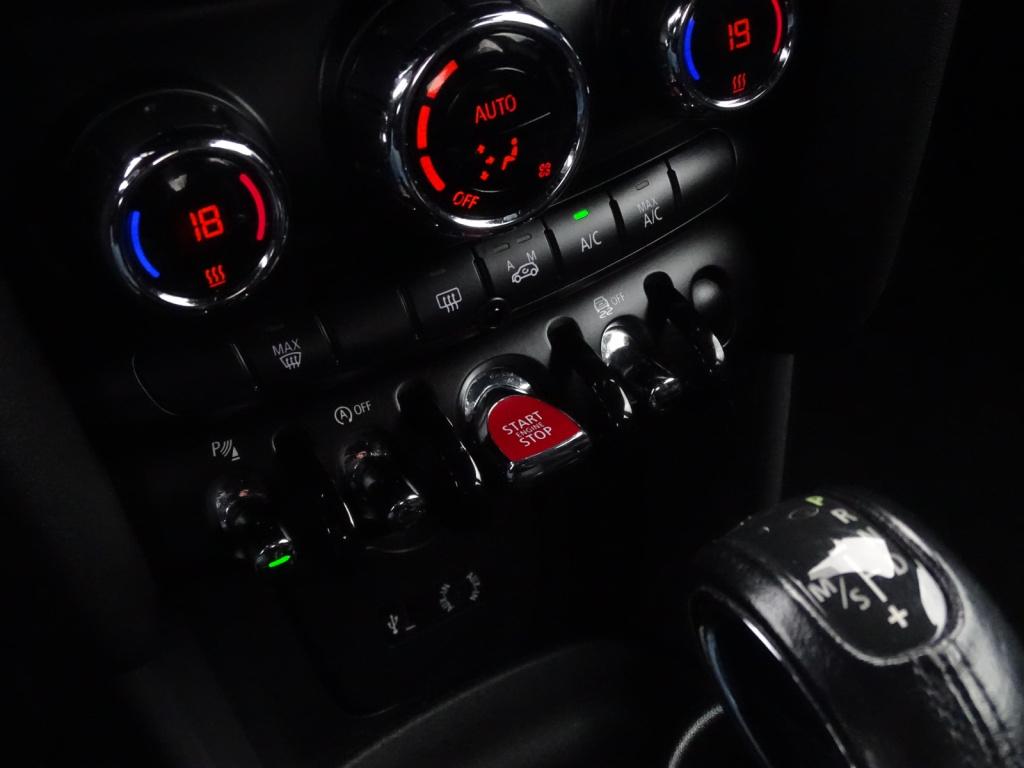 Mini Cooper mini 1.5 business automaat | led