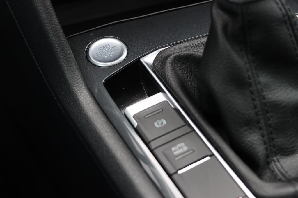 Seat Tarraco 1.4 tsi e-hybrid phev fr business intense 245pk