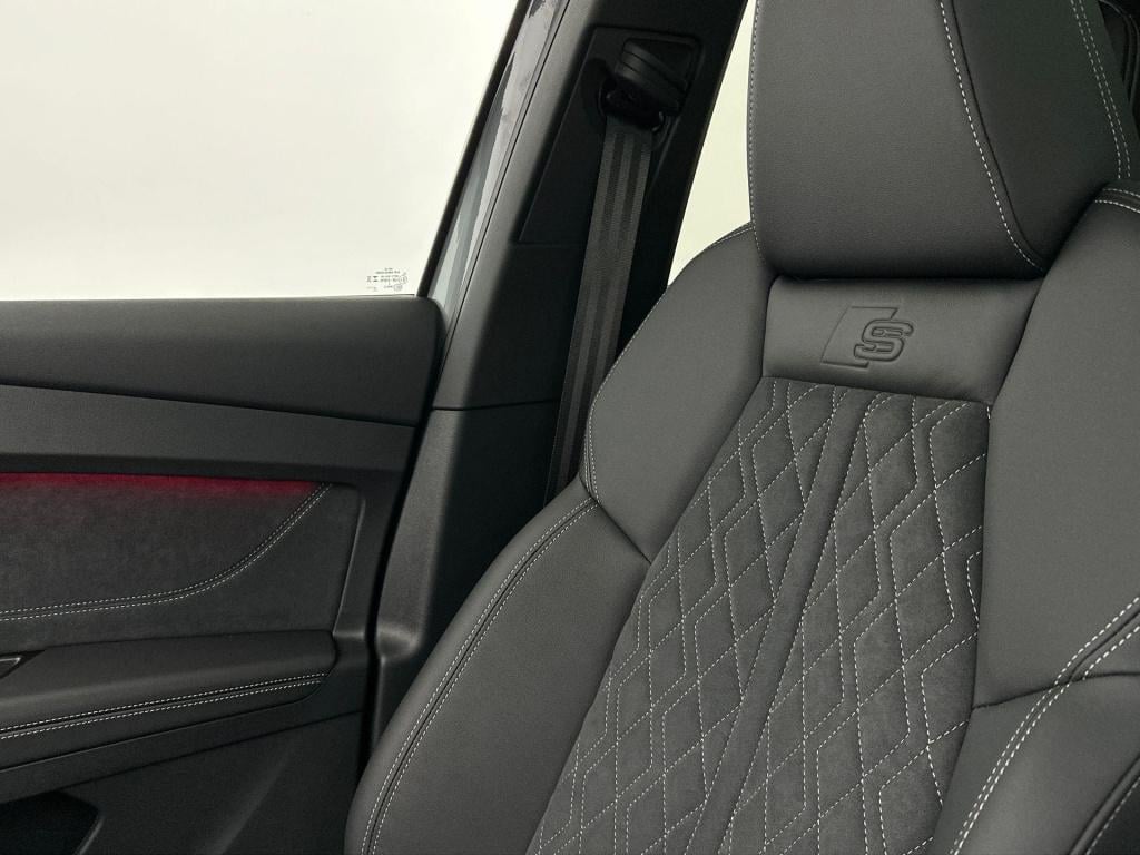 Audi Q4 E-tron s edition quattro performance 82 kwh