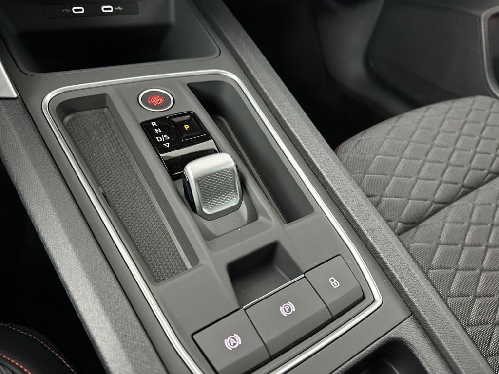 Seat Leon sportstourer 1.5 tsi e-hybrid fr phev first edition