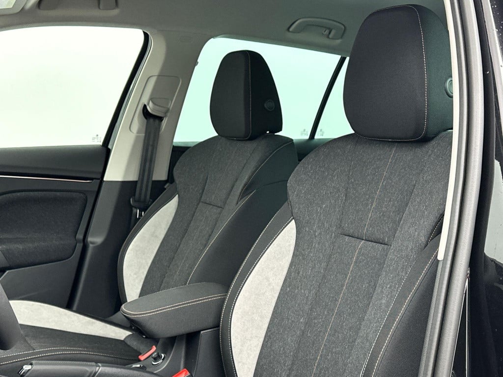 Skoda Kamiq business edition 1.0 tsi 85 kw / 115 pk suv 7 vers
