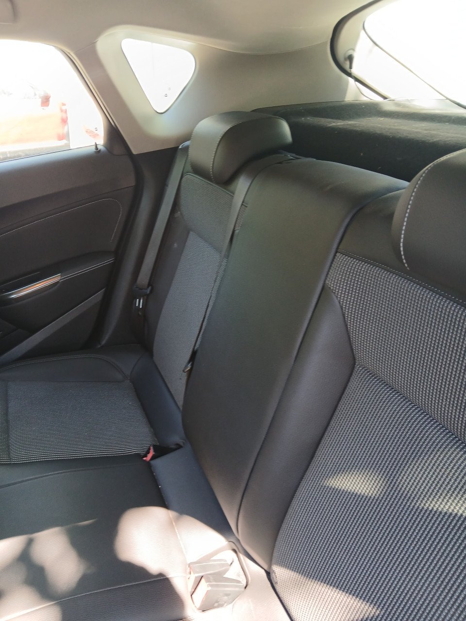 Opel Astra 1.4 Turbo-2010-Airco-navigatie L.M.velg-L.M. velg+opties-4800,=