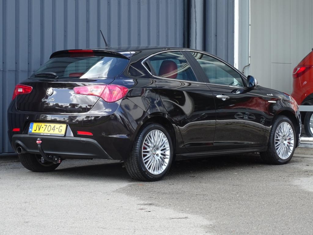 Alfa Romeo Giulietta 1.4 t distinctive leder | navi | 18"