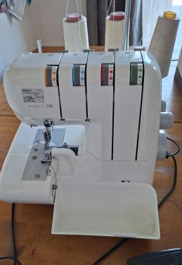 Lockmachine, Husqvarna Amber S 100