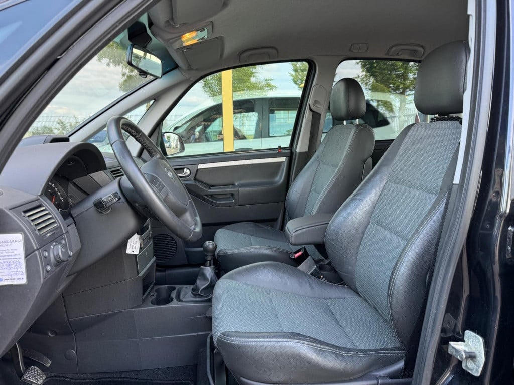 Opel Meriva 1.6-16v cosmo