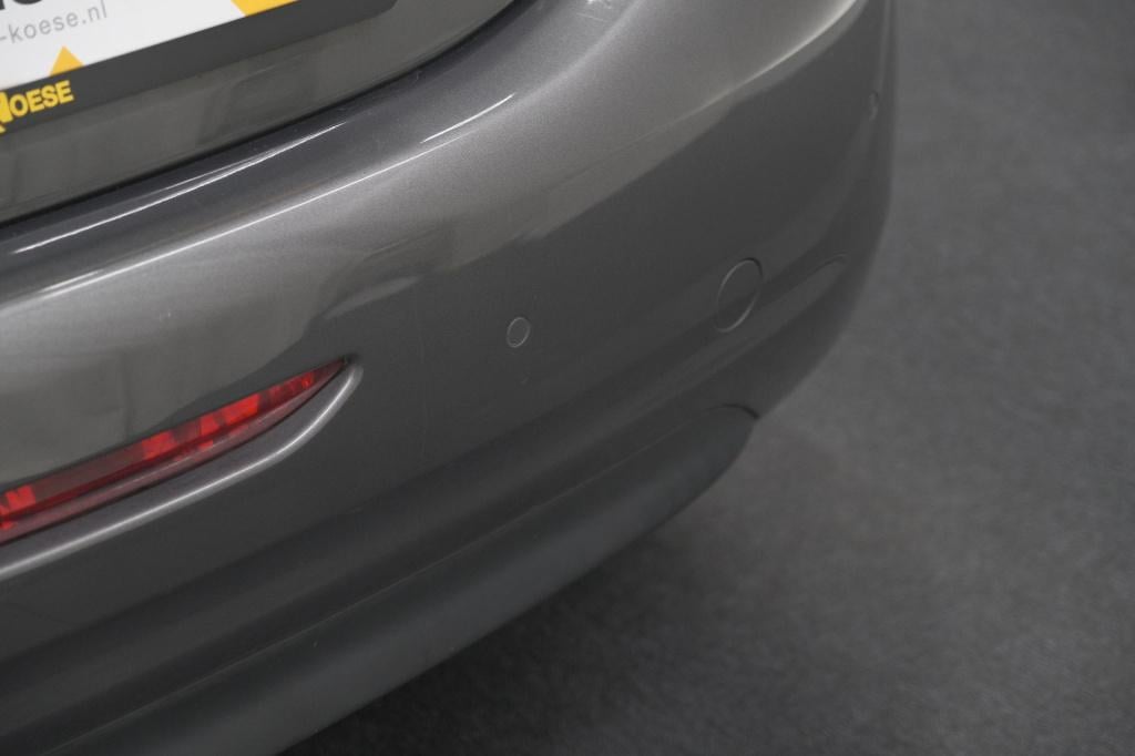 Peugeot 208 puretech 82 blue lease allure | parkeersensoren | climate contr