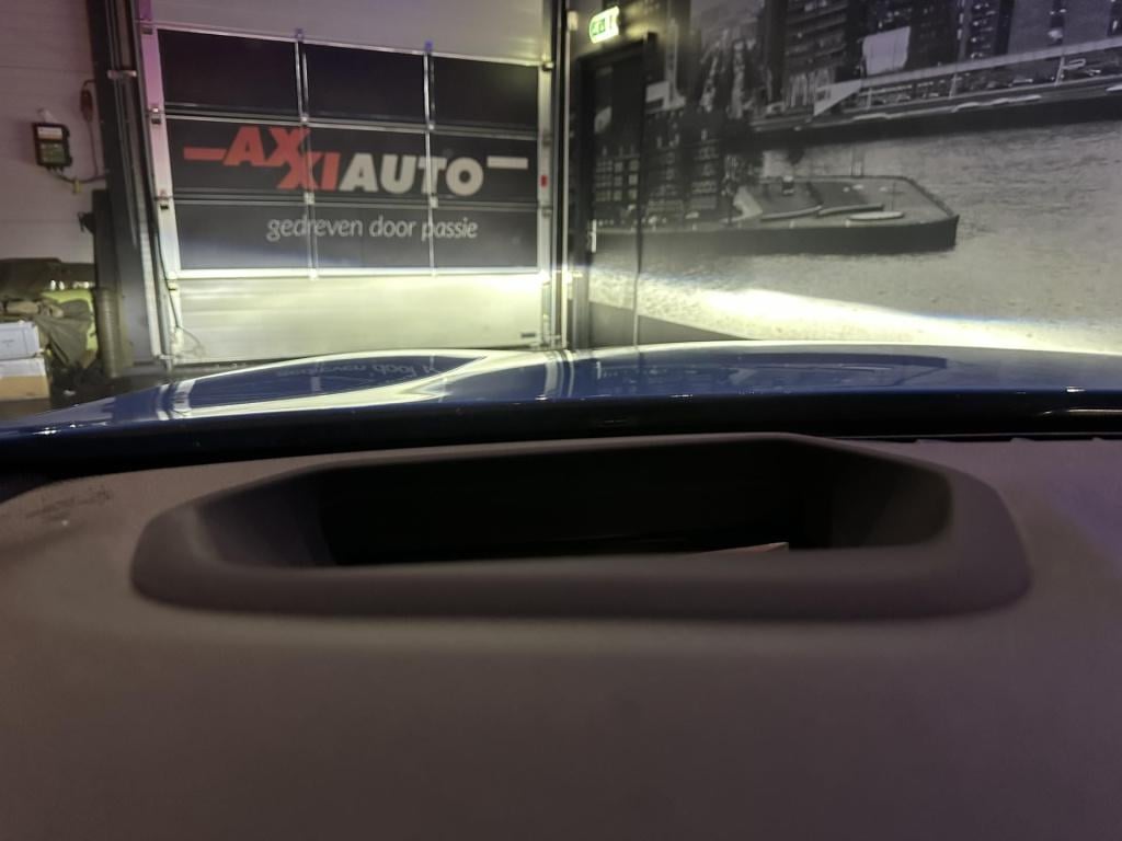 BMW 5 Serie 530e business edition plus *schuifdak*laser*hud*acc*