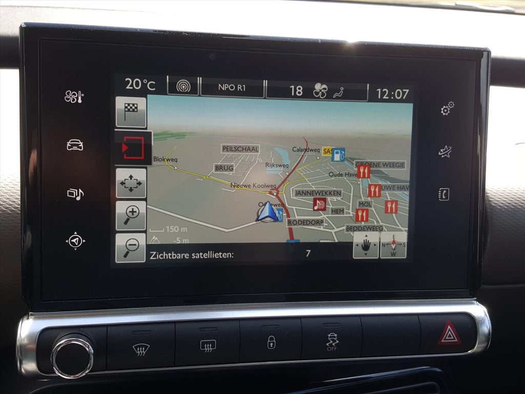 Citroen C4 Cactus vti 82pk airdream shine etg5 automaat navigatie | trekhaa