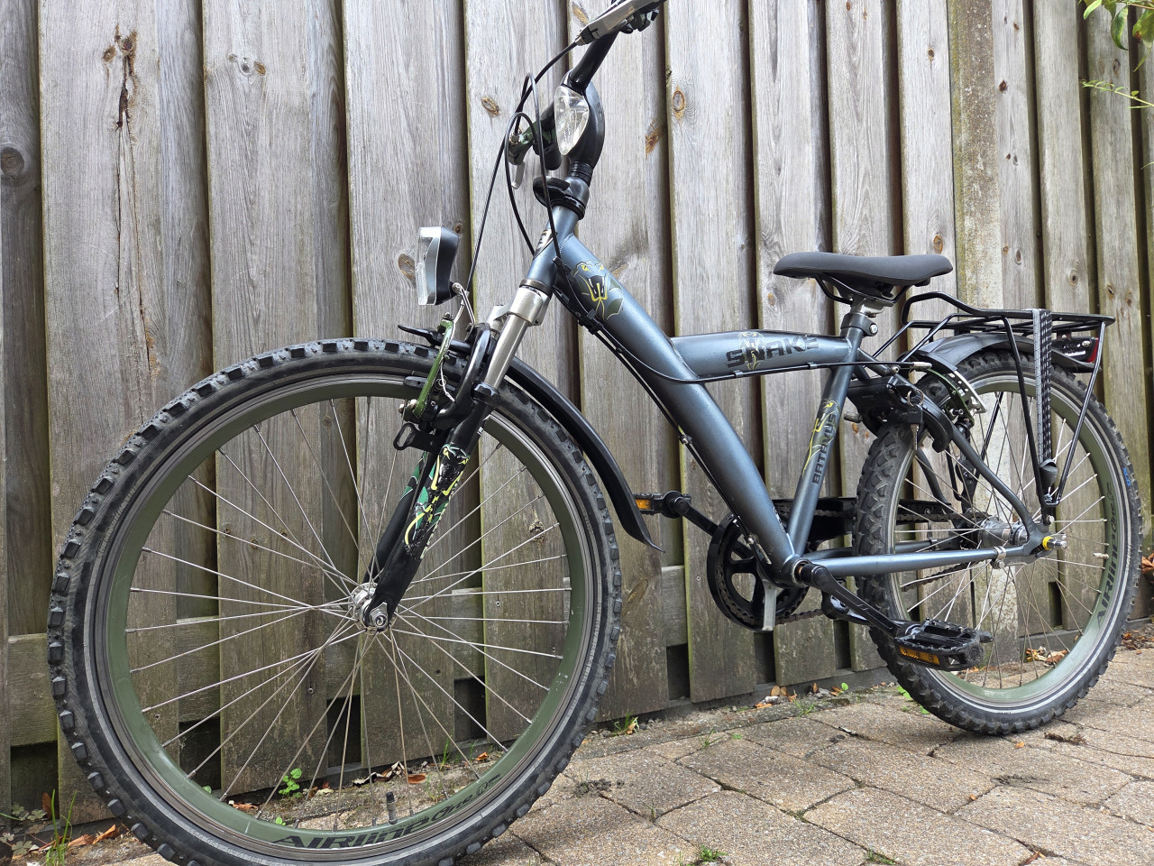 Batavus Snake 24 inch met 3 versnellingen