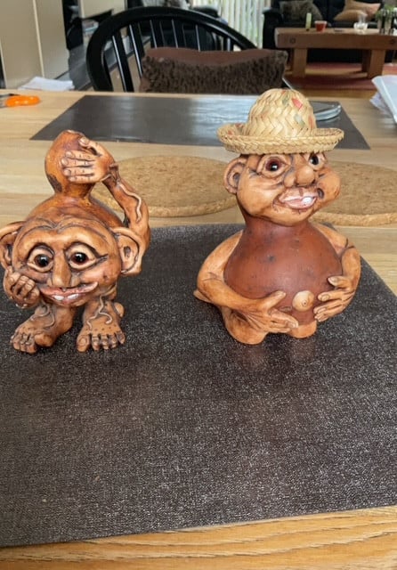 2 handgemaakte trollen  15 cm. hoog