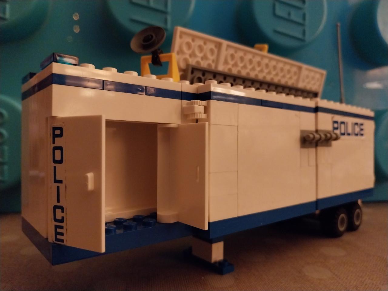 Lego Creator Mobiele Politiepost 3 boekjes = complete set