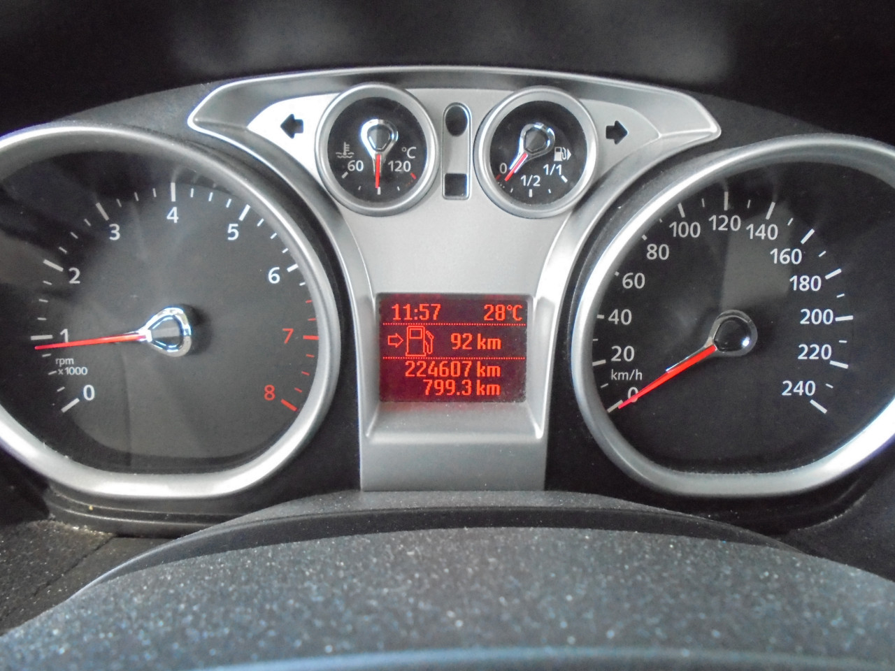 C Max in nette goede Conditie 1.6 - 16V Trend Apk. Maart 2026