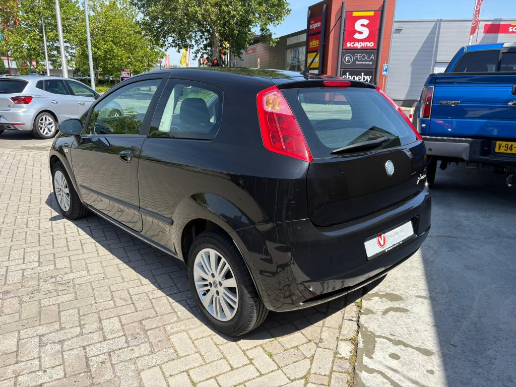 Fiat Grande Punto 1.4 dynamic