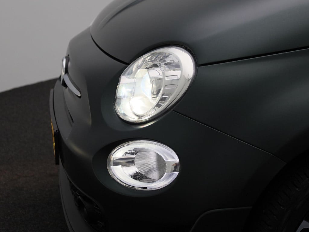 Fiat 500 C 1.0 hybrid rockstar | navigatie | climate control | side-skirts 