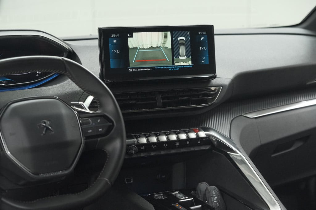 Peugeot 5008 puretech 130 eat8 active pack | 7 zitplaatsen | camera | apple