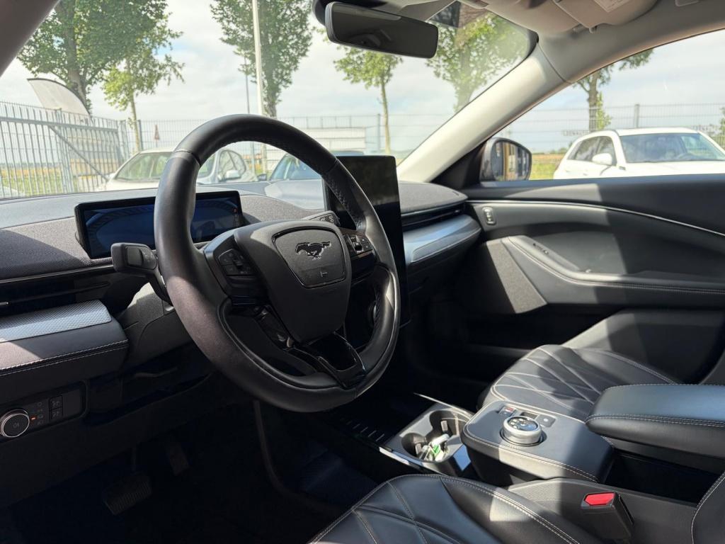Ford Mustang Mach-e rwd 75 kwh