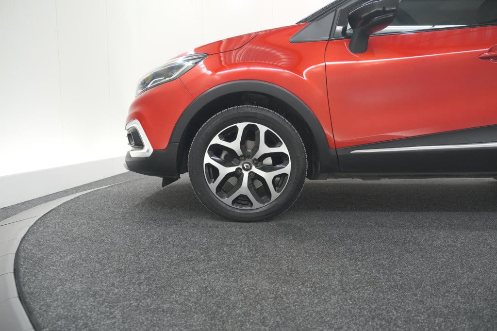 Renault Captur tce 120 edc intens | trekhaak | camera | navigatie | parkeer