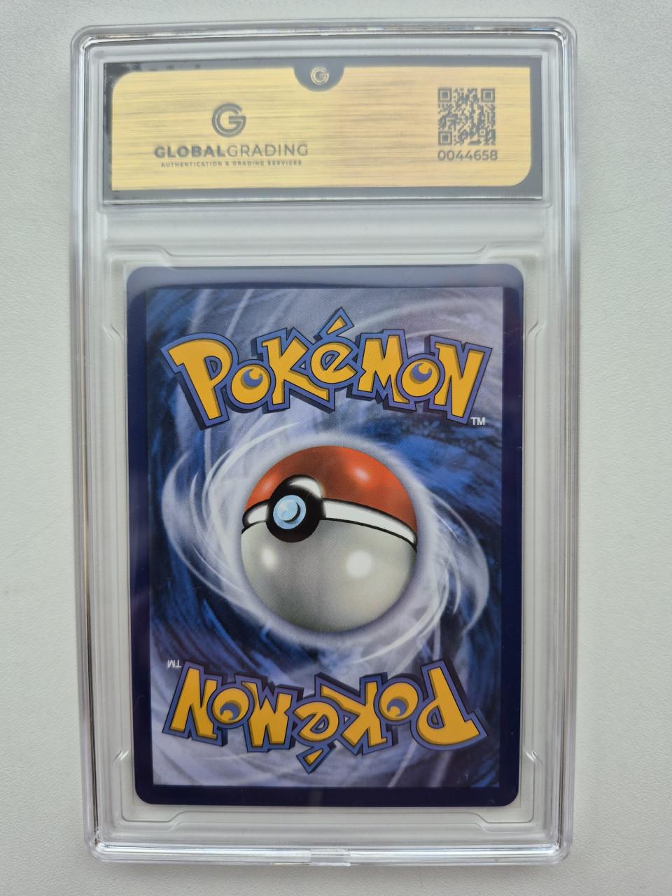 Pokemon Charizard Gem Mint 10