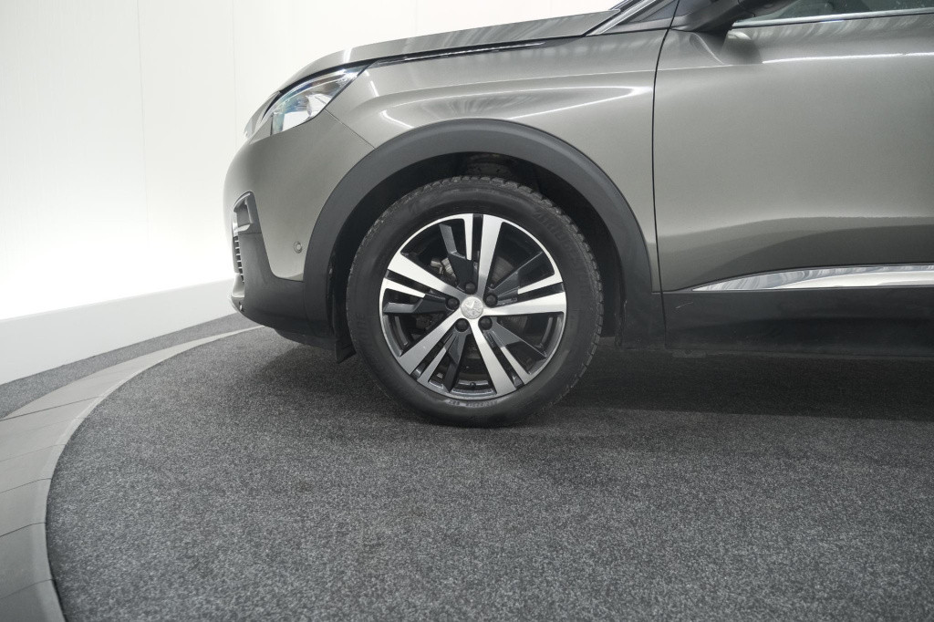 Peugeot 3008 puretech 130 eat6 allure | camera | navigatie | apple carplay 