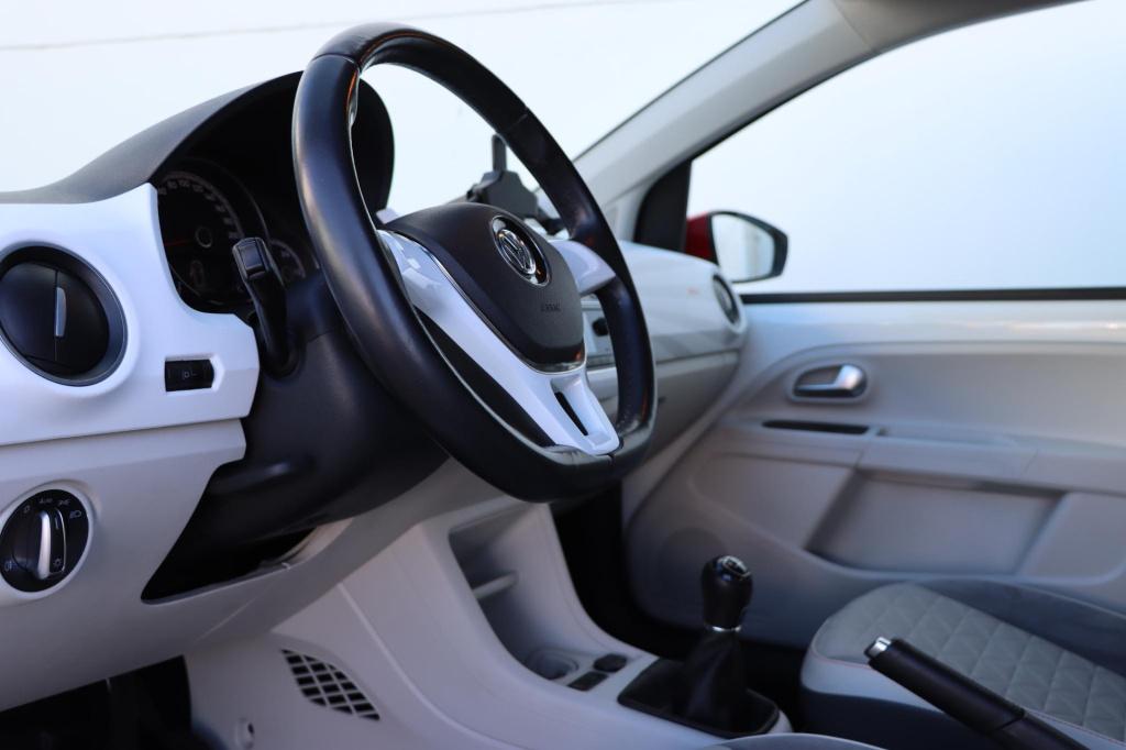 Volkswagen UP! 1.0 tsi bmt up! beats 90pk