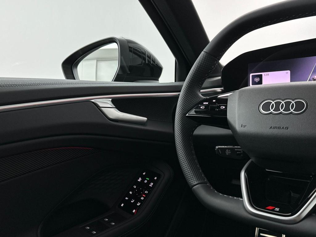 Audi A6 avant hybrid quattro s edition competition luchtvering
