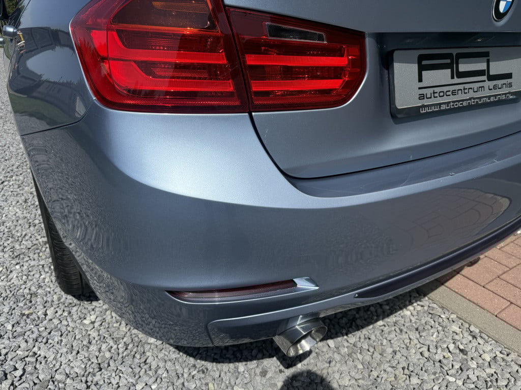 BMW 3-serie 320i 184pk executive sportline sedan