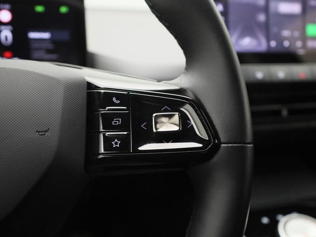 MG Mg4 64 kwh luxury