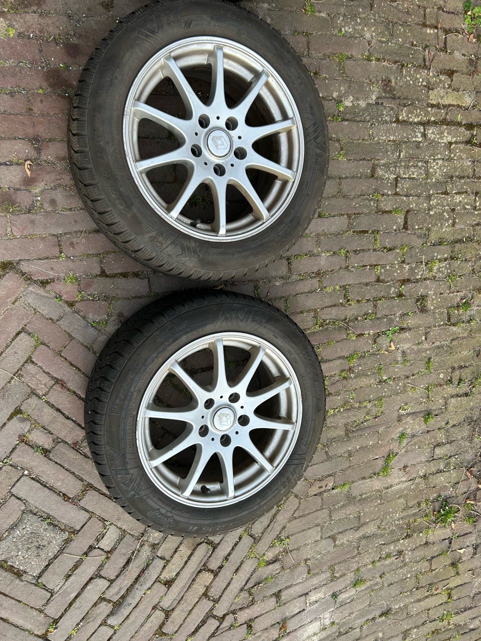 16 inch velgen met goede banden 5x114.3