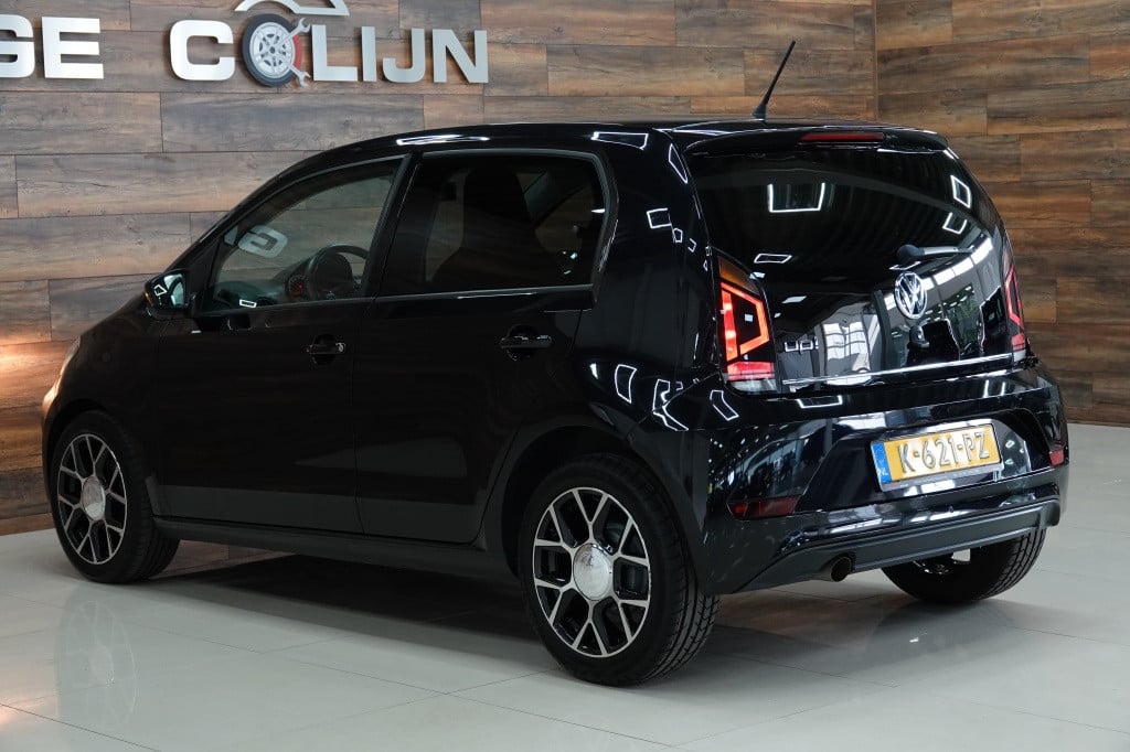 Volkswagen UP! 1.0 tsi high up! | cruise | pdc | bluetooth |
