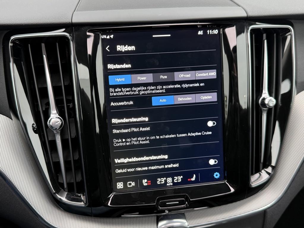 Volvo XC40 t5 262pk recharge r-design| full options! 20''lm