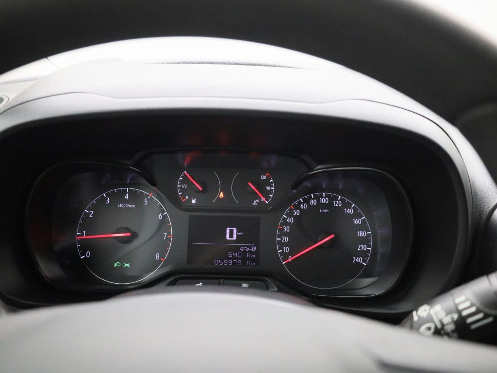Opel Combo 1.5d l2h1 edition | navigatie | apple carplay/android auto | par