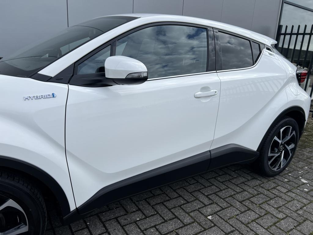 Toyota C-hr 1.8 hybrid style