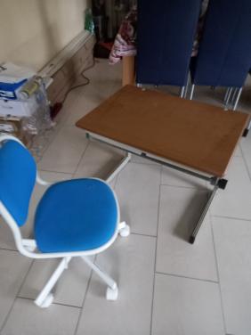 Kinder bureau met bureaustoel