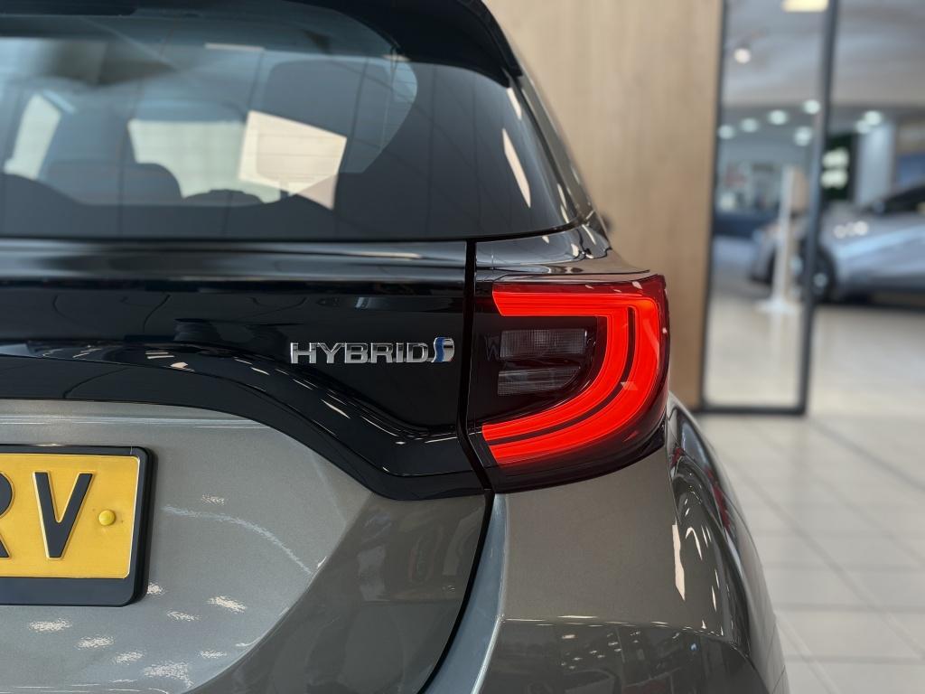 Toyota Yaris 1.5 hyb. dynamic