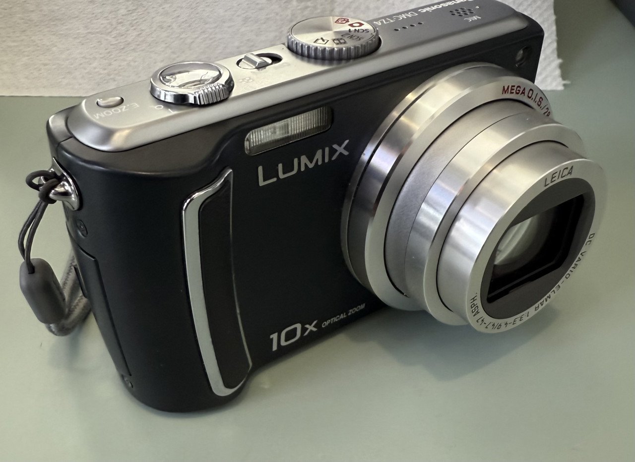 Panasonic Lumix DCM T24 digitale compact camera