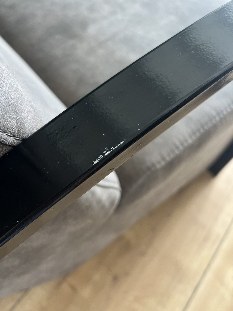 Taupe velvet stoelen met metalen frame - per stuk of set