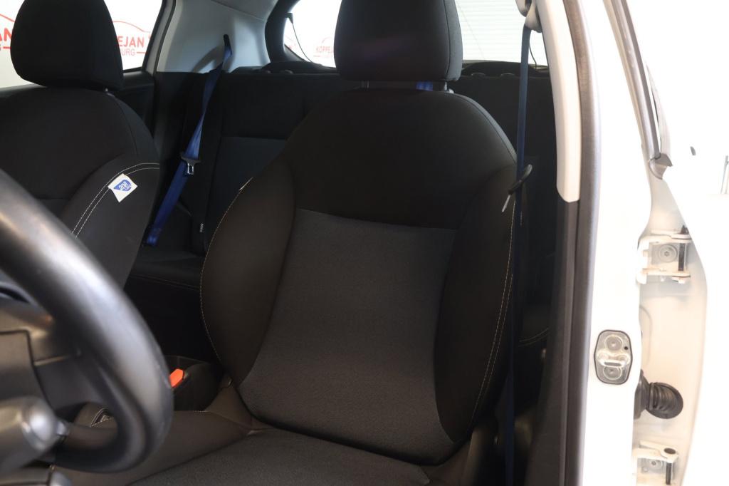 Peugeot 208 1.0 vti like org nl, carplay, cruise controle, all season bande