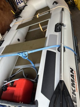 Te koop Beekman Rubberboot met Mercury motor en trailer